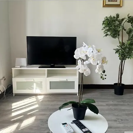 BWR - Two-room apartment near Navigli area, Foppa-2